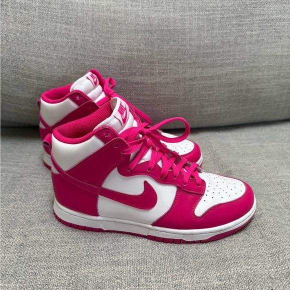 Nike | Women’s High-Top Sneakers in Hot Pink and White Size 8.5 - Picture 2 of 7